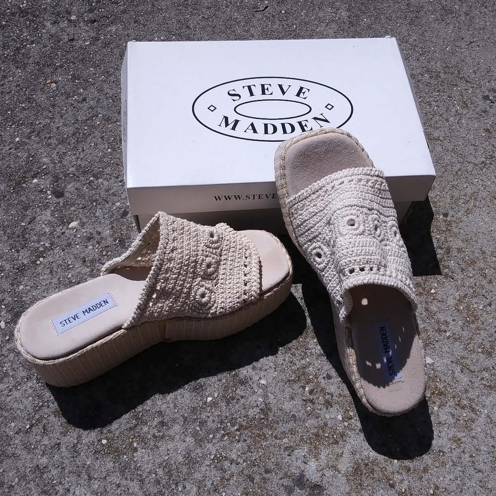 Steve Madden platform sandals